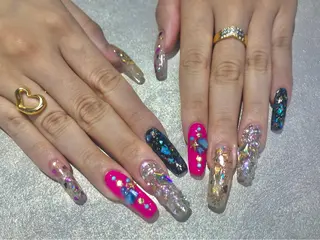 ネイル Amber21.所属・Nagahama Akariのネイルデザイン