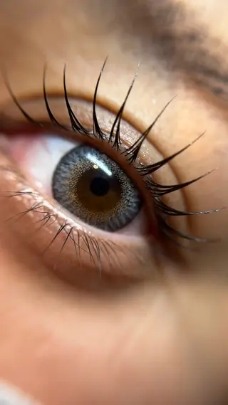 マツエク・マツパ komatsu eyelash恵比寿のマツエク・マツパデザイン