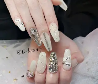 ネイル D-BEAUTY Nailsalonのネイルデザイン