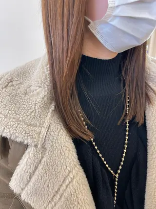 セミロング カラー 🍀自然＆長持ち♪ 縮毛矯正の匠✨️のヘアスタイル