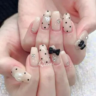 ネイル Queens 榊 まおのネイルデザイン