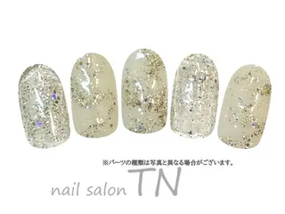 ネイル 中島 実穂のネイルデザイン