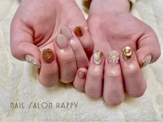ネイル n. SAITOUのネイルデザイン