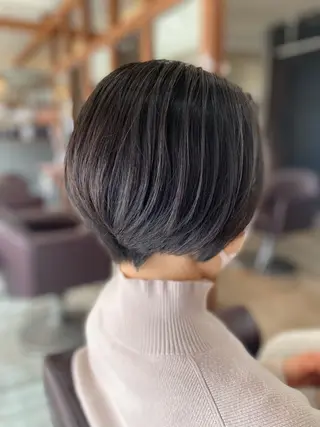 ショート 加藤 実穂のヘアスタイル