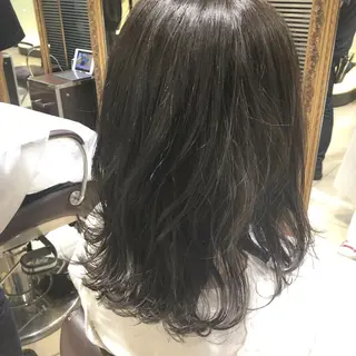 ミディアム カラー パーマ ヘアアレンジ apish aoyama所属・武 愛子の眉毛・アイブロウイメージ