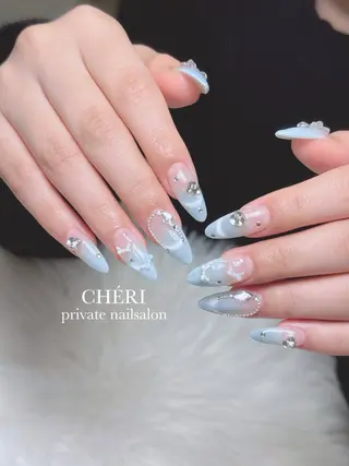 ネイル CHÉRI .のネイルデザイン