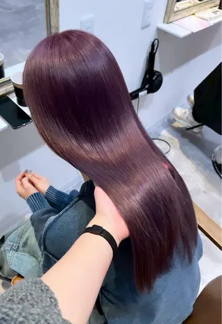 カラー 髙橋 恵永のヘアスタイル