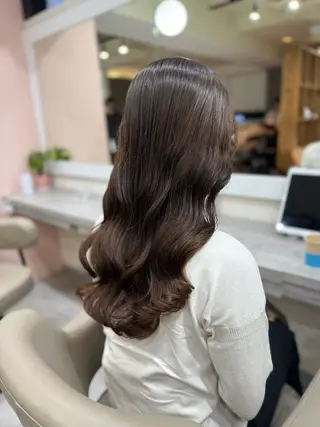 カラー Ammy所属・ワンホン風ヘア まなのヘアスタイル