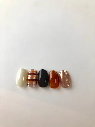 ネイル 黒葛原 めぐみのネイルデザイン