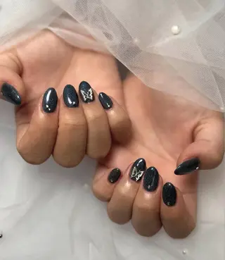 ネイル TOP所属・三部 真実のネイルデザイン