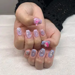 ネイル Chiharu 💫のネイルデザイン