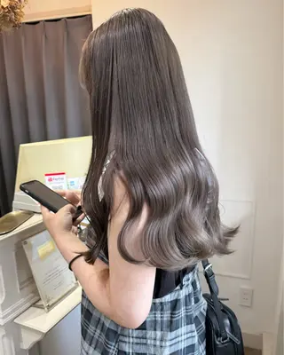 カラー 🌷柔らかクリーミー 🤍kirari🌷のヘアスタイル
