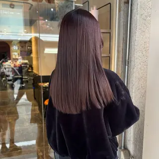 セミロング カラー 芦刈 咲来のヘアスタイル