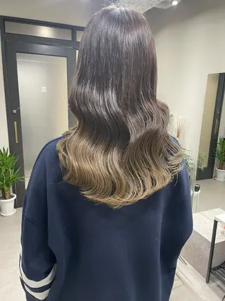 ロング 🌸インナーカラー 🌸藤井春華のヘアスタイル