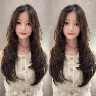 ロング ハッシュカット🖤 レイヤー/透けカラーのヘアスタイル