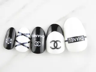 ネイル ネイリスト シンのネイルデザイン