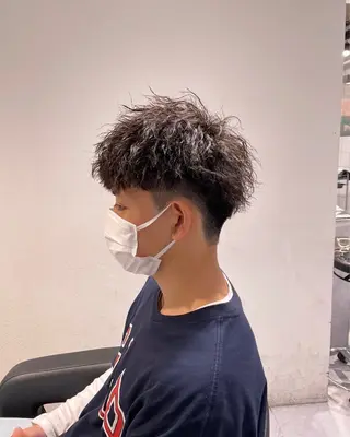 ショート パーマ メンズ デザイン/ハイトーン 指名No.1パフのヘアスタイル