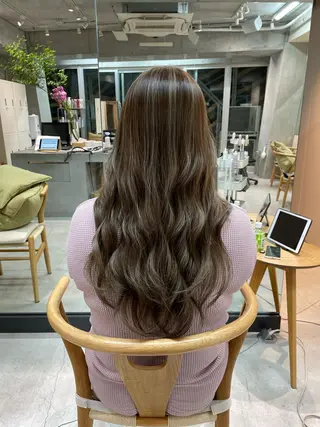 ロング mee.浦和店所属・浦和指名率No.1 ショート特化美容師のヘアスタイル