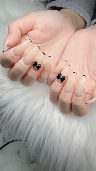 ネイル Lee Nailsのネイルデザイン