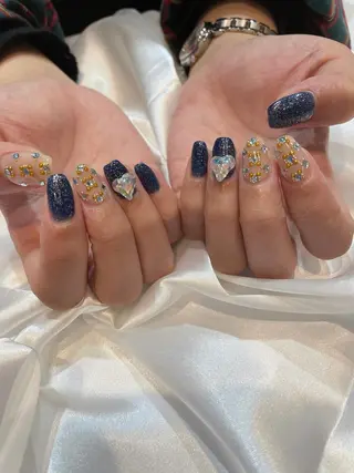 ネイル classic 新横浜所属・山田 暉のネイルデザイン