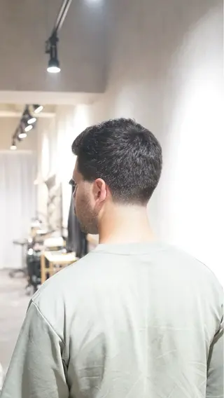 ショート メンズ 東 峻平のヘアスタイル