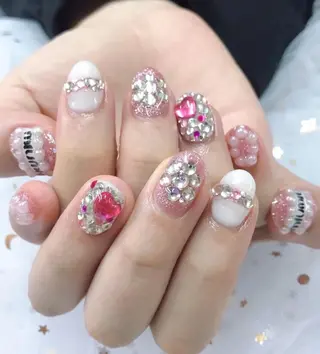 カラー ネイル Q Free nailsのネイルデザイン