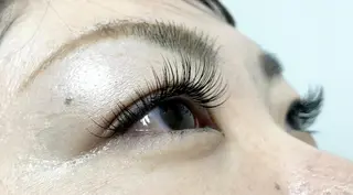 マツエク・マツパ 〜eyelash salon〜    Shapely所属・Shapely シェイプリーのマツエク・マツパデザイン