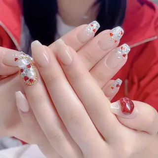 ネイル Queens 榊 まおのネイルデザイン