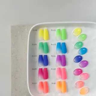 カラー Anna Nail所属・Anna Nailのネイルデザイン