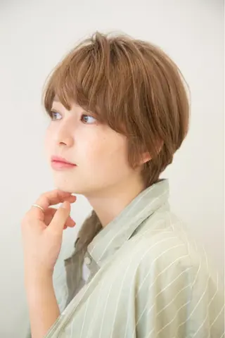 カラー 高松 莉璃のヘアスタイル