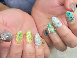 ショート カラー ネイル ネイルサロン　リリーブランシュ所属・森 瑞紀のネイルデザイン