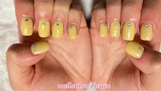 ネイル 上村 未来のネイルデザイン