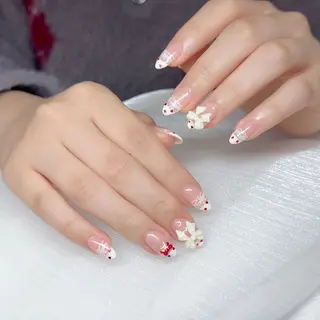 ネイル MQueen ネイルサロンマルのネイルデザイン