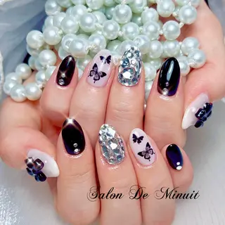 ネイル Momo 🤍のネイルデザイン