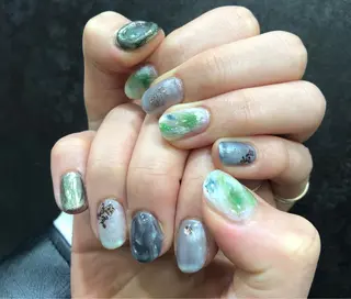 ネイル Lim五反田所属・TSUNA 🌙 Lim 五反田のマツエク・マツパデザイン