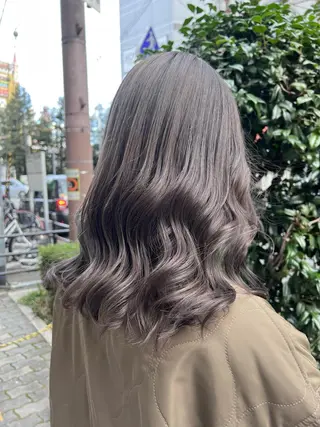 ミディアム カラー マンツーマン女性 美容師 奏のヘアスタイル