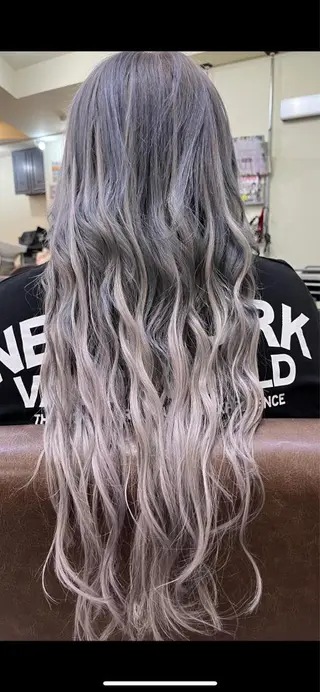 カラー 戸川 紗良のヘアスタイル