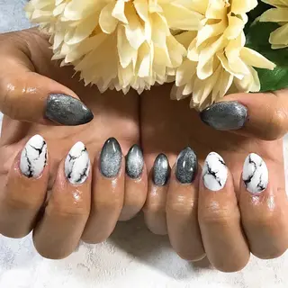 ネイル BINERVA所属・BINERVA nail salonのネイルデザイン