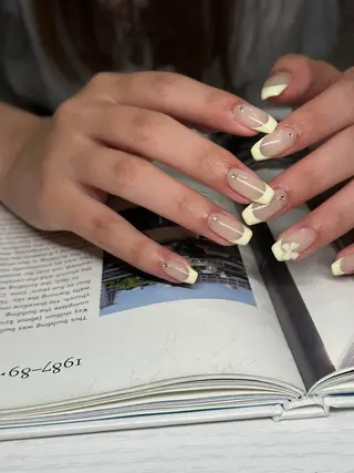 ネイル m o m o / 高岡ネイルのネイルデザイン