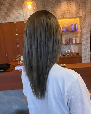 セミロング カラー 加瀬 真弓のヘアスタイル