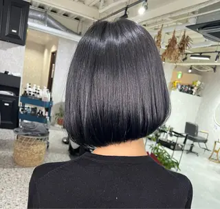 ショート カラー 池田 真衣のヘアスタイル