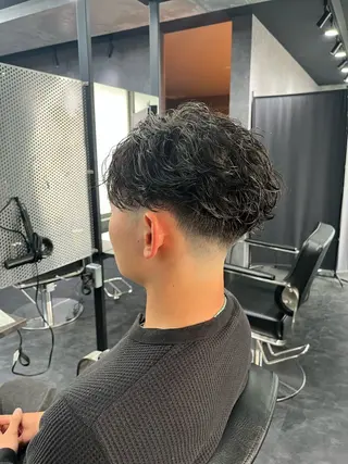 ショート パーマ メンズ メンズ特化/パーマ /フェード/洋輔のヘアスタイル