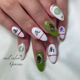 ネイル Gracias. rieのネイルデザイン