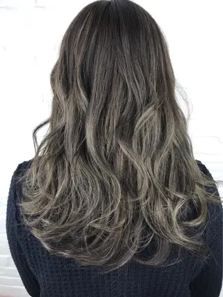 ロング カラー 🎊ルービック 京橋店💛のヘアスタイル