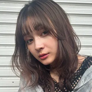 岡本 葵のヘアスタイル