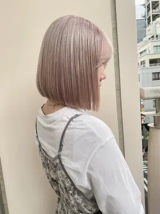 ショート カラー ハイトーン✨ボブ✨ 篠崎良訓のヘアスタイル