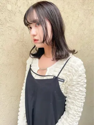 ミディアム カラー 原田 朱里のヘアスタイル
