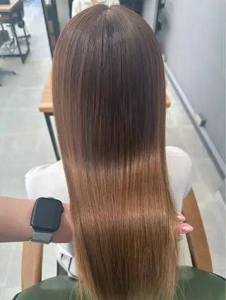 ロング 市川 陽菜のヘアスタイル