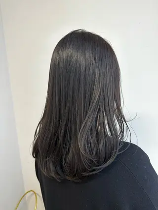 セミロング “ととのう”ヘッドス パ🌿本多麻亜優のヘアスタイル