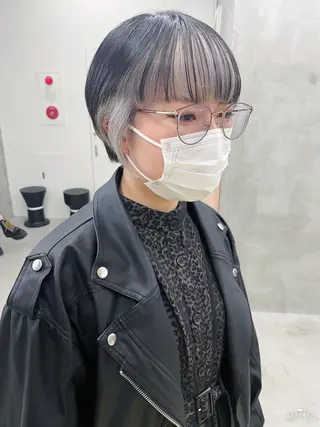 ショート nuu所属・💜ショート💜 ウルフ、ボブ二色亜美のヘアスタイル